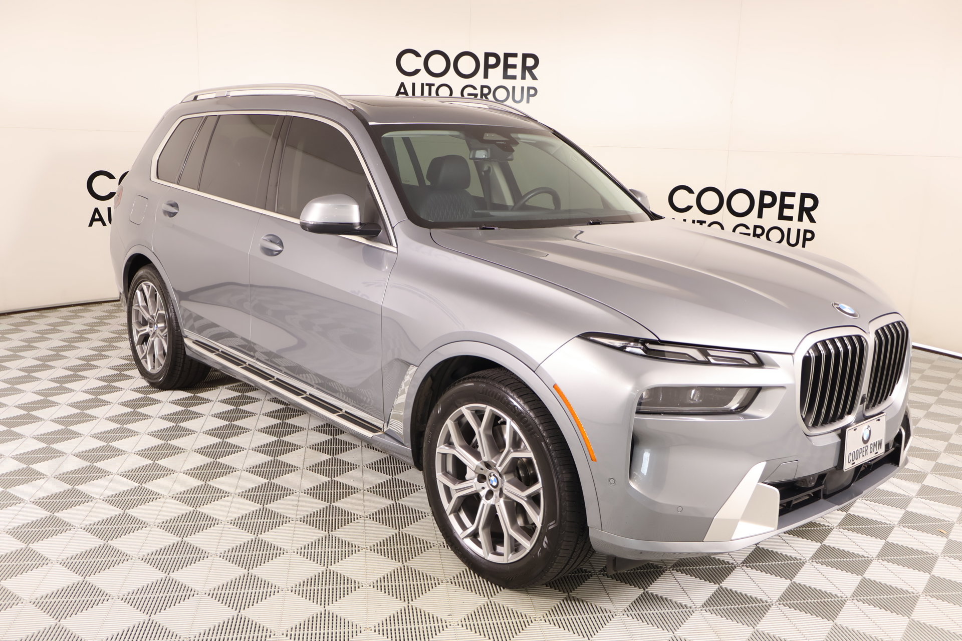 Used 2023 BMW X7 xDrive40i w/ Premium Package