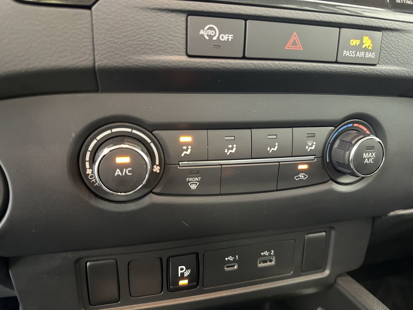 Used 2024 Nissan Frontier SV w/ Technology Package image 19