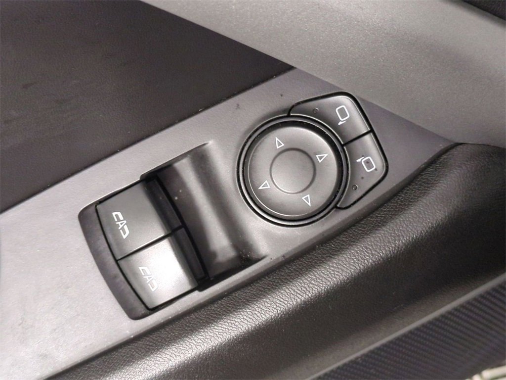 Used 2018 Chevrolet Camaro LT image 21