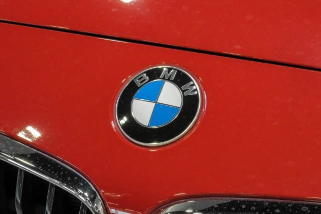 Used 2017 BMW 230i xDrive Convertible AWD/4WD image 65