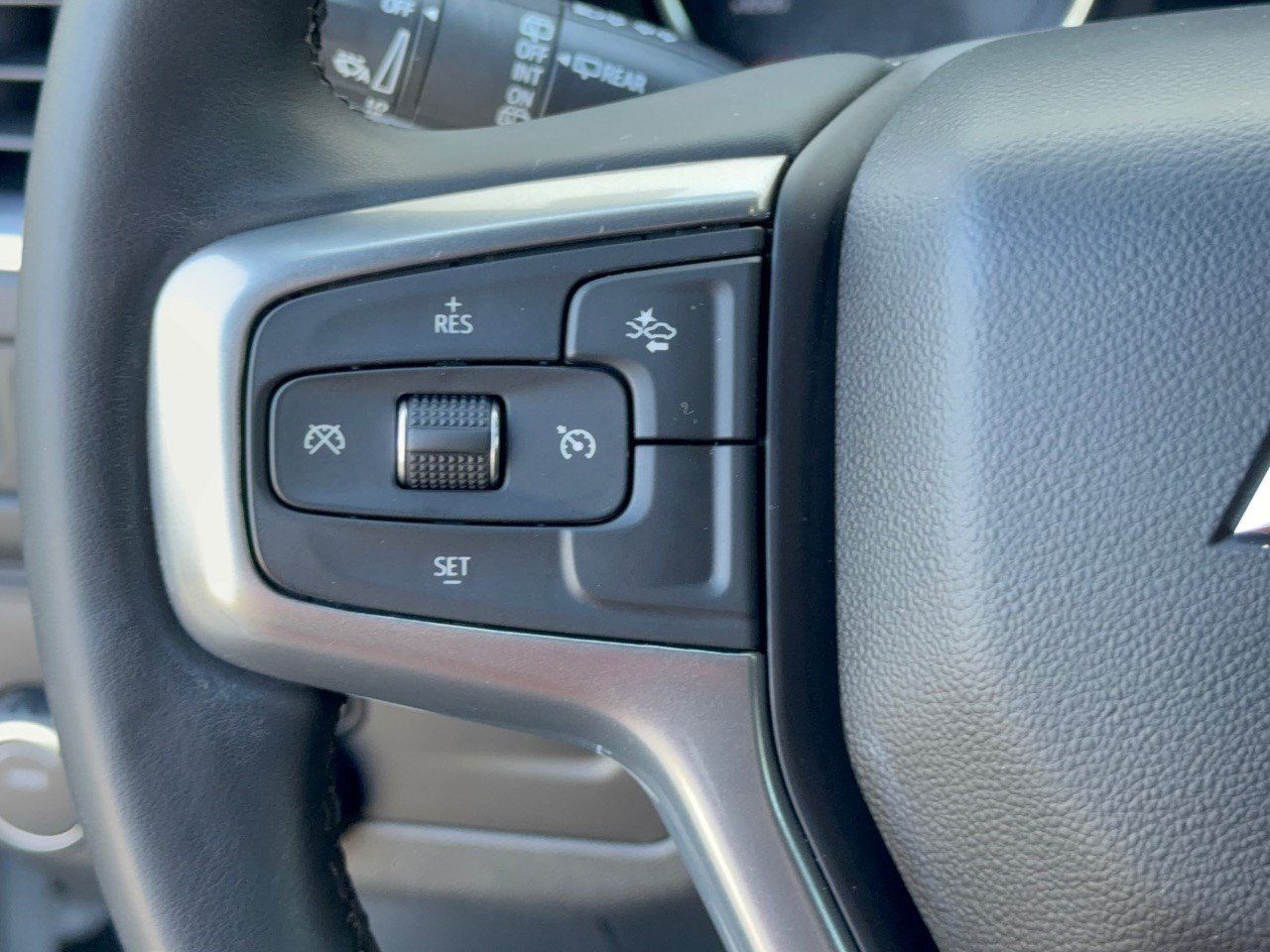 Certified 2023 Chevrolet Tahoe LS RWD image 18