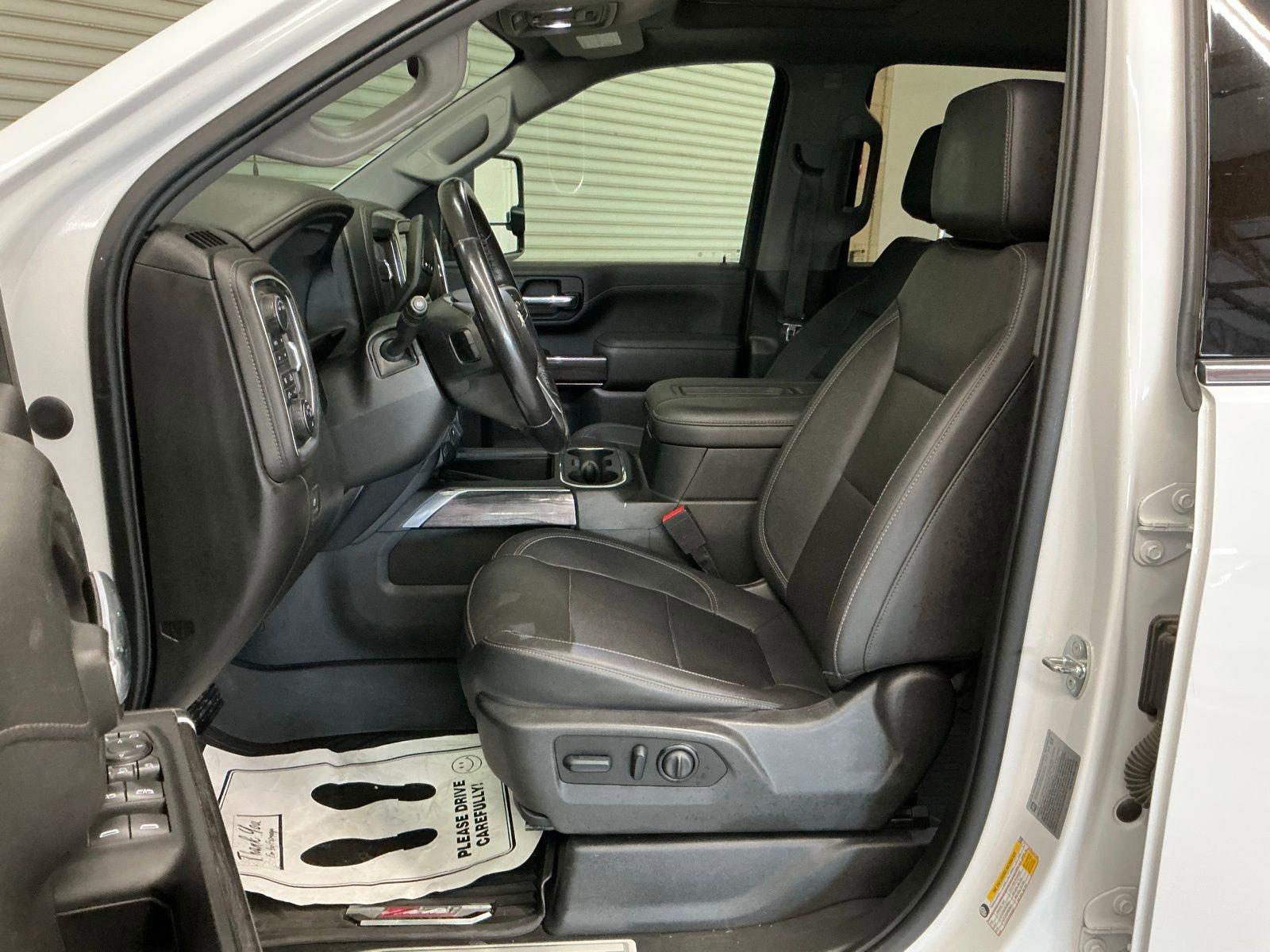 Used 2022 Chevrolet Silverado 2500 LTZ w/ LTZ Premium Package image 10