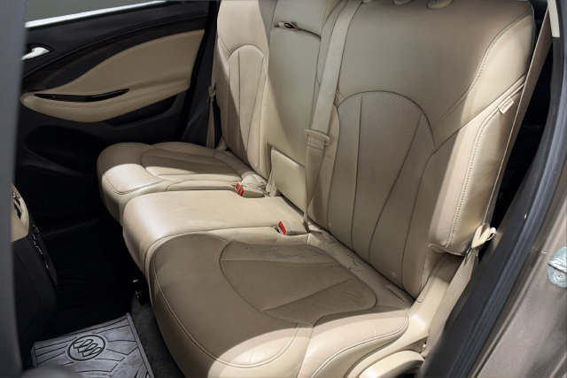 Used 2019 Buick Envision Essence AWD/4WD image 23