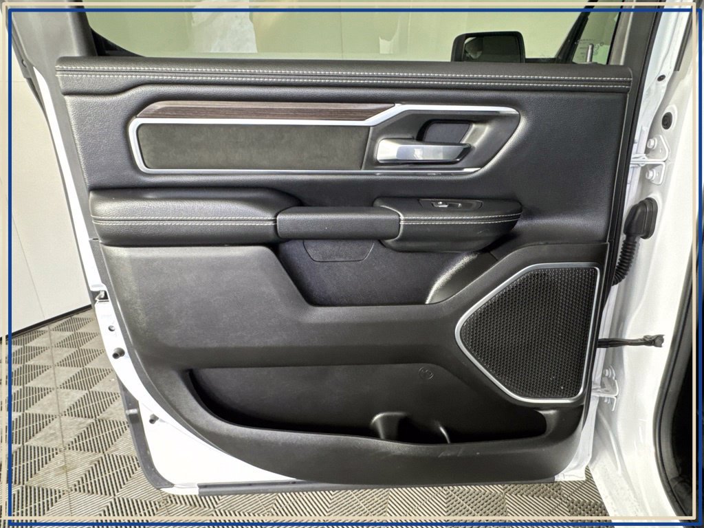 Used 2026 RAM 1500 Laramie AWD/4WD image 40