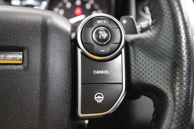 Used 2016 Land Rover Range Rover Sport Supercharged AWD/4WD image 17