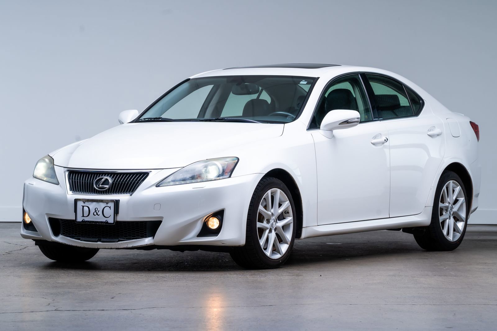 Used 2011 Lexus IS 350 AWD w/ Luxury Plus Value Edition image 3