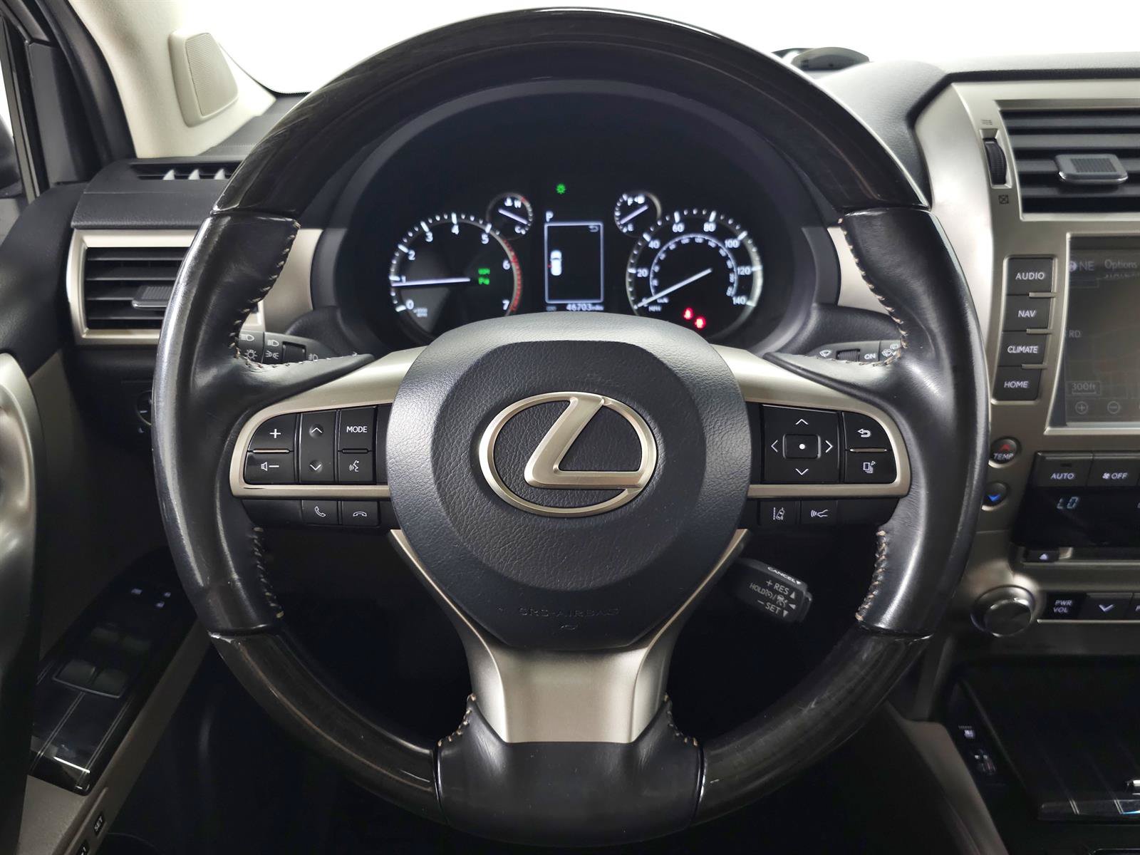 Used 2020 Lexus GX 460 Premium w/ Premium Package AWD/4WD image 20