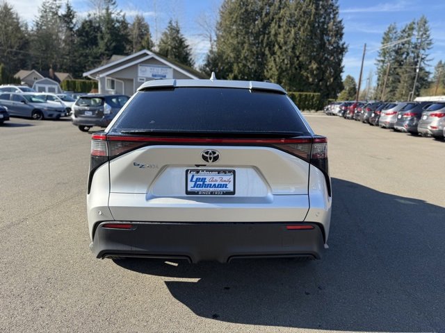 Used 2023 Toyota bZ4X FWD image 6