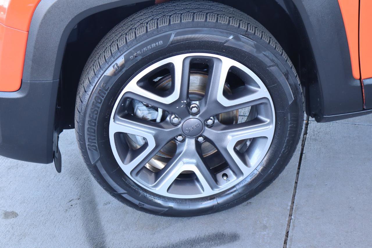 Used 2018 Jeep Renegade Latitude w/ Popular Equipment Group FWD image 40