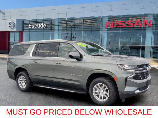 Used 2024 Chevrolet Suburban LT