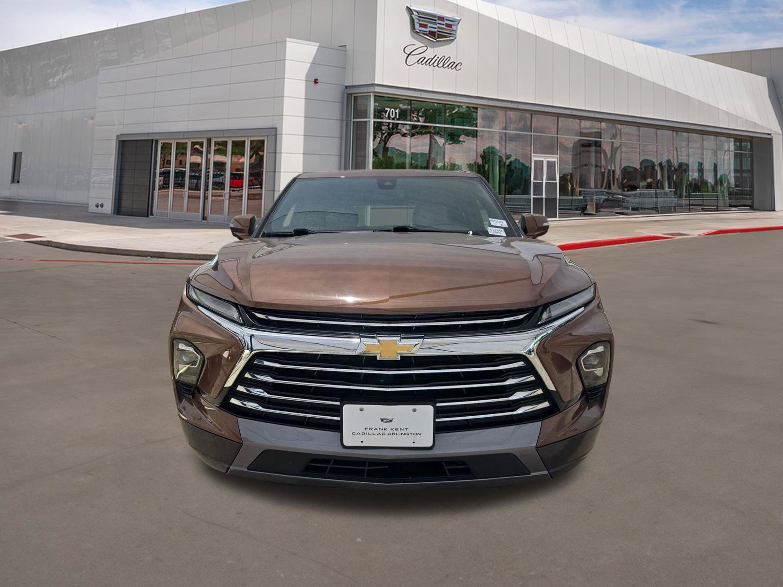 Used 2024 Chevrolet Blazer Premier w/ Enhanced Convenience Package AWD/4WD image 2
