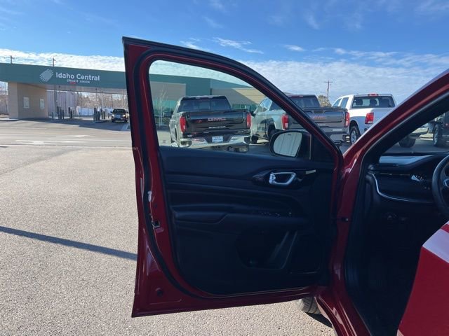 Used 2023 Jeep Compass Limited AWD/4WD image 29