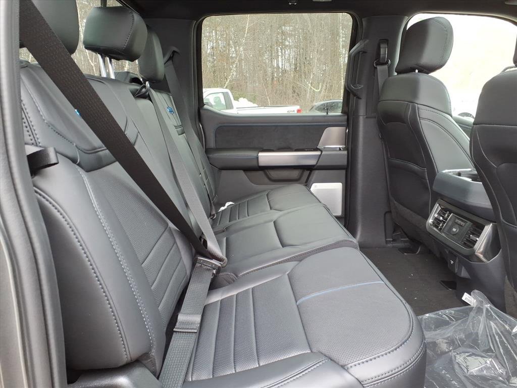 New 2026 Ford F350 Platinum w/ FX4 Off-Road Package image 16