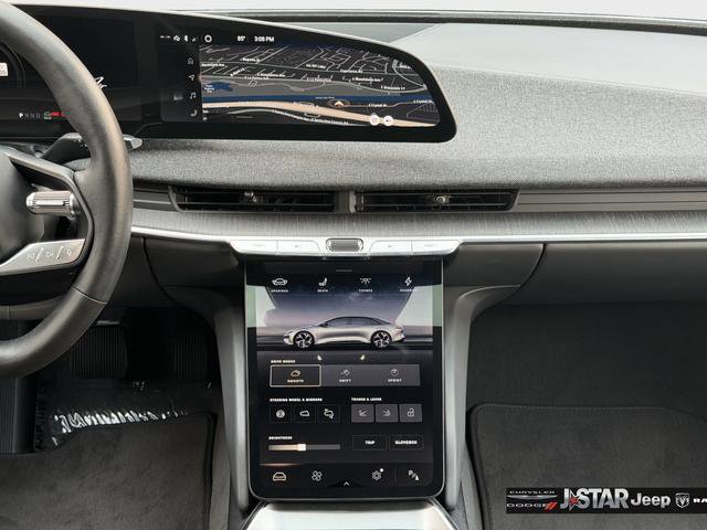 Used 2022 Lucid Air Grand Touring image 15