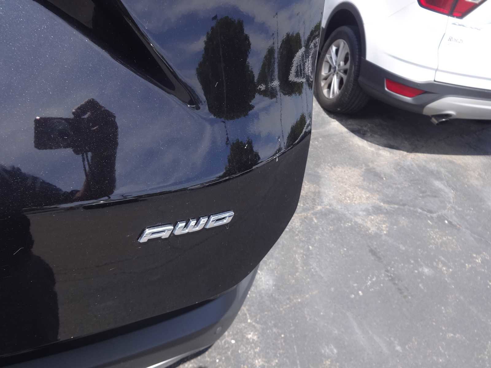 Used 2022 Ford Edge SEL image 7