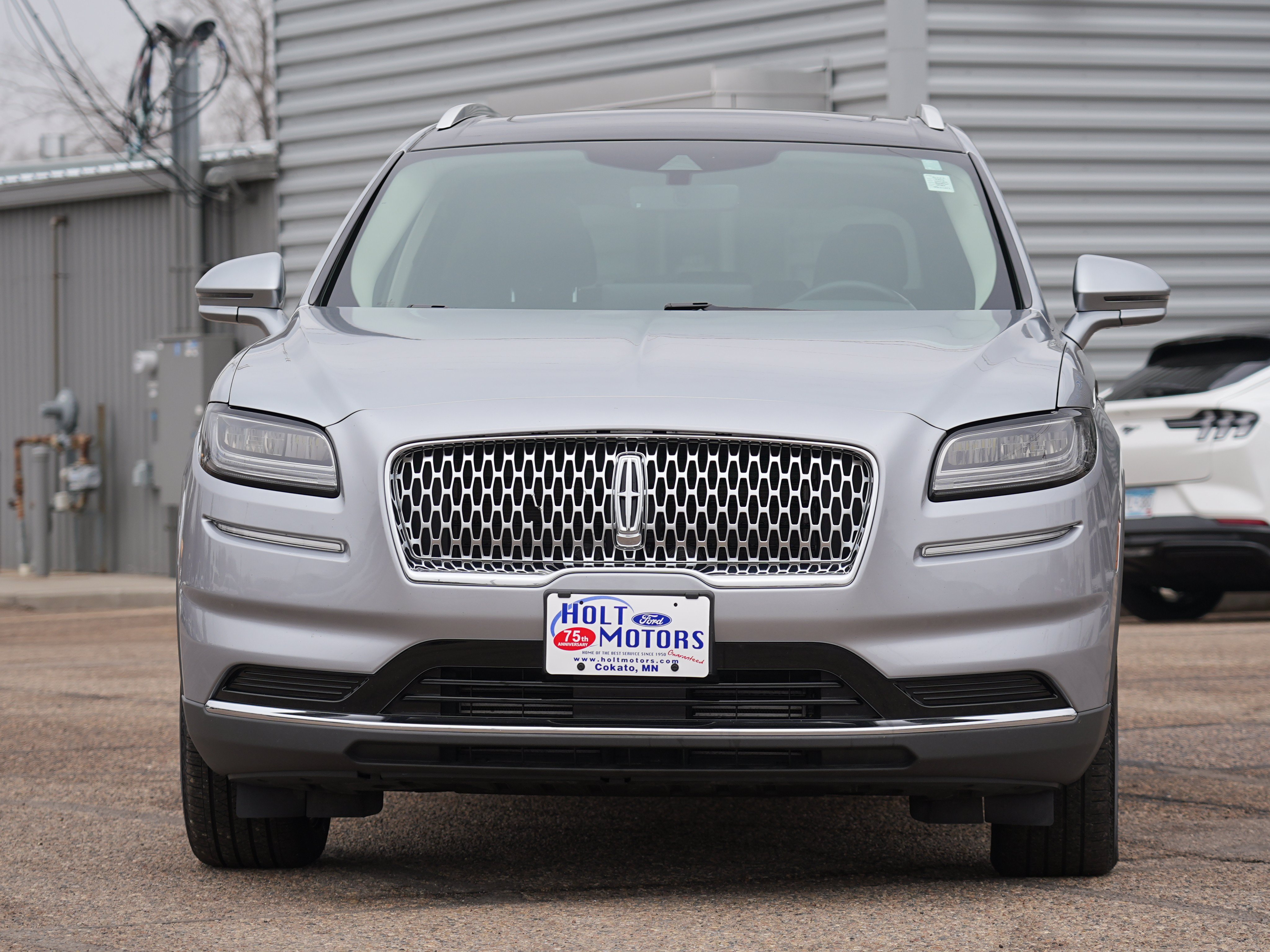 Used 2022 Lincoln Nautilus Reserve AWD/4WD image 9