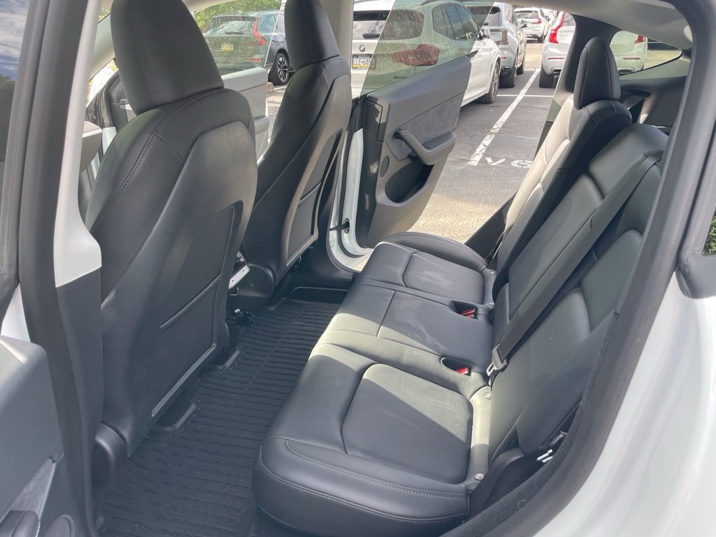 Used 2023 Tesla Model Y Long Range AWD/4WD image 19
