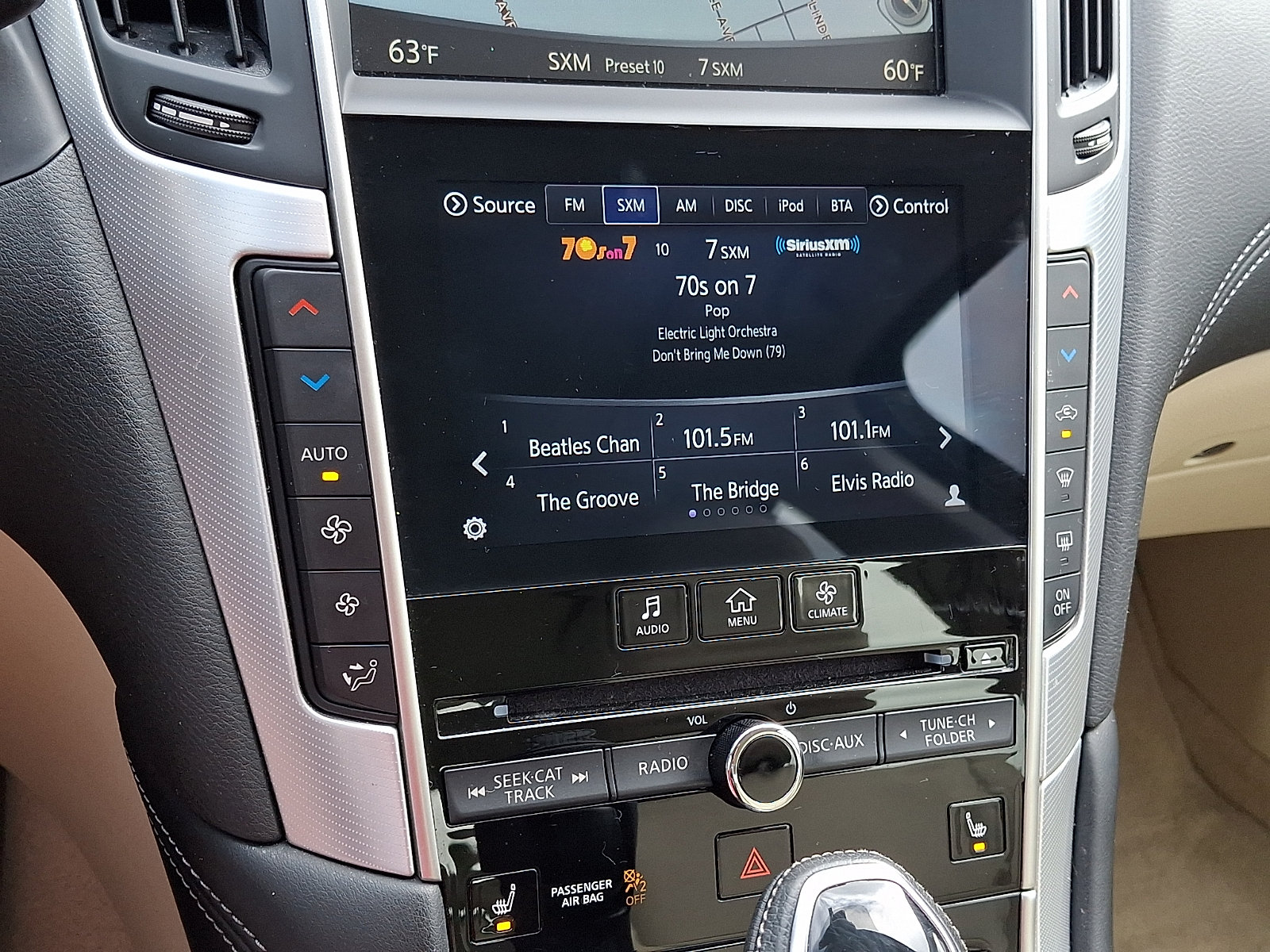 Used 2019 INFINITI Q50 Luxe w/ Essential Package (3.0T Luxe) AWD/4WD image 16