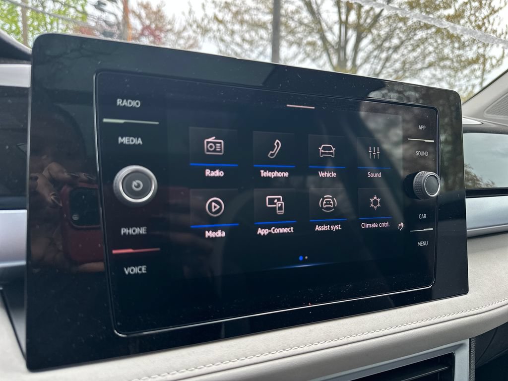 New 2026 Volkswagen Taos SE AWD/4WD image 9