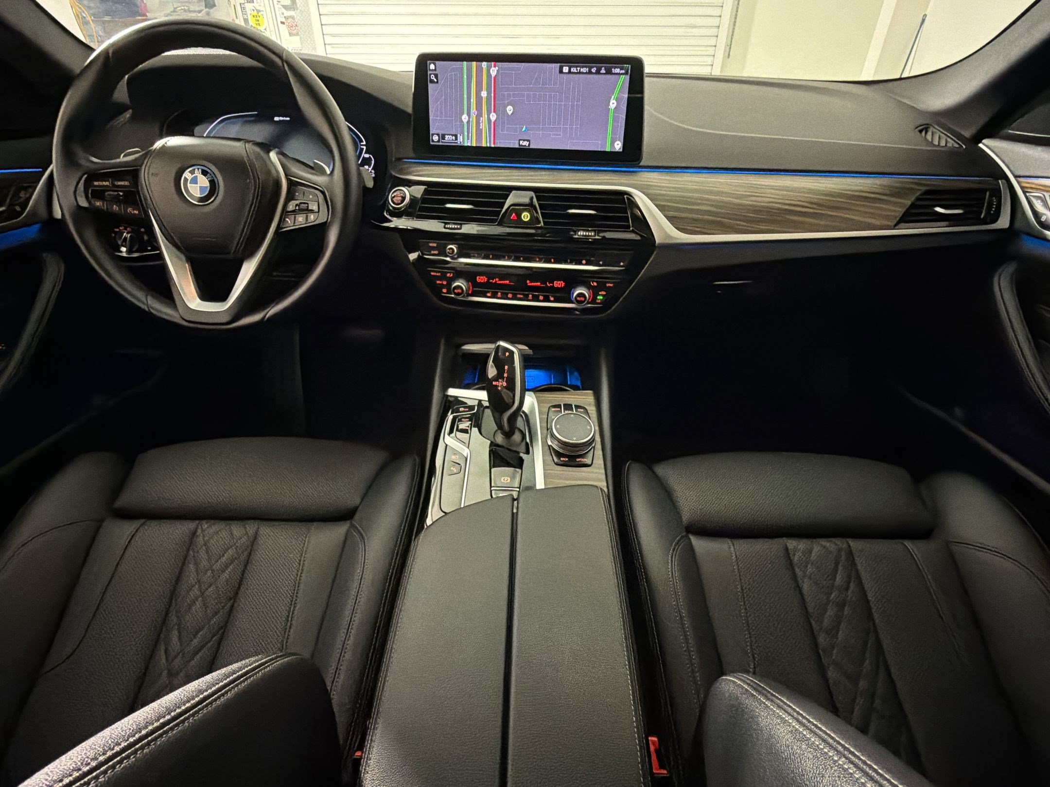 Used 2023 BMW 530e w/ Convenience Package RWD image 15