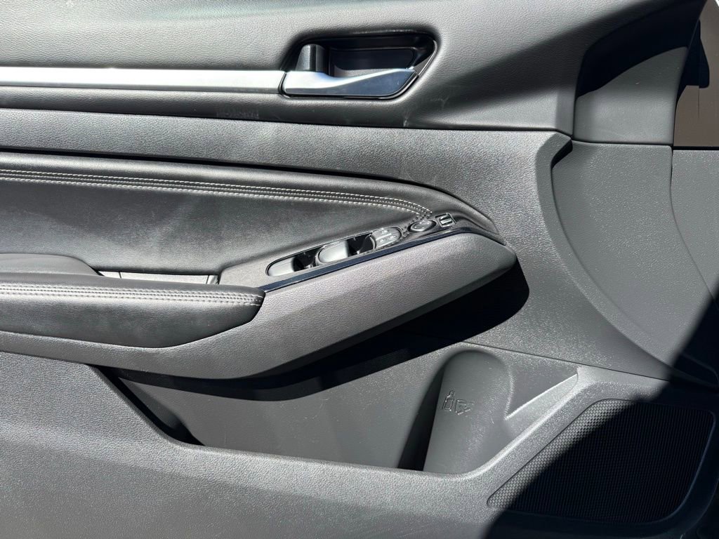 Used 2023 Nissan Altima 2.5 SL image 24