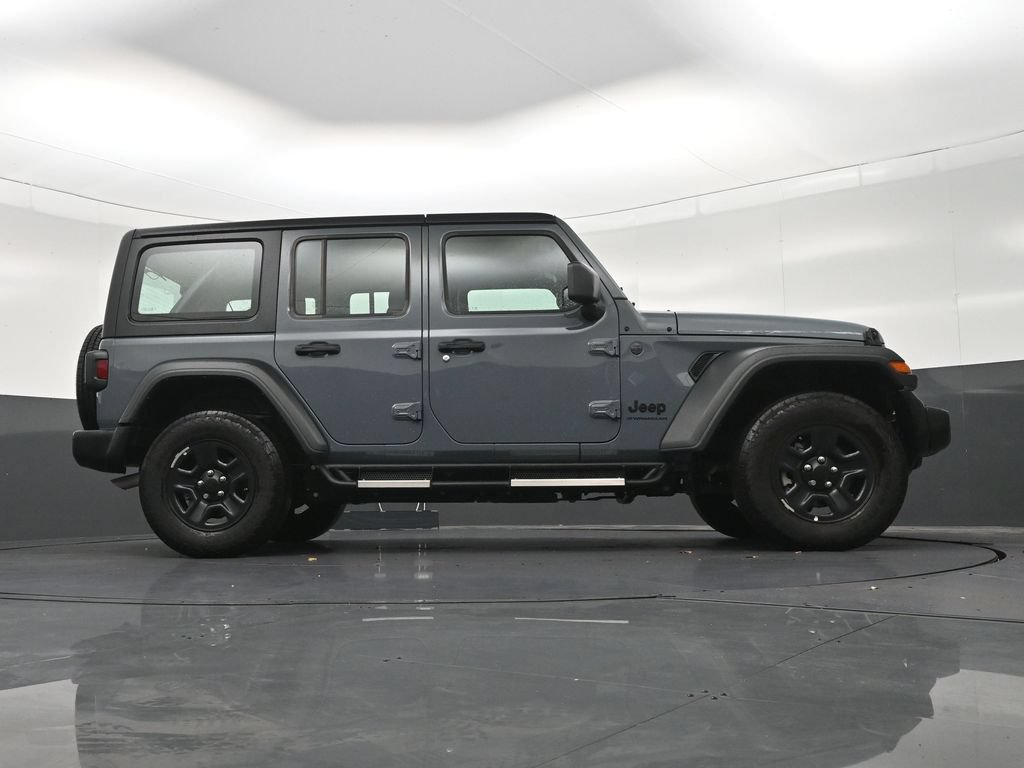 Used 2026 Jeep Wrangler Unlimited Sport AWD/4WD image 29