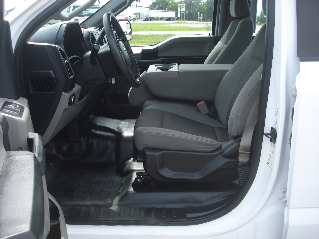 Used 2017 Ford F150 XL w/ Equipment Group 101A Mid image 21