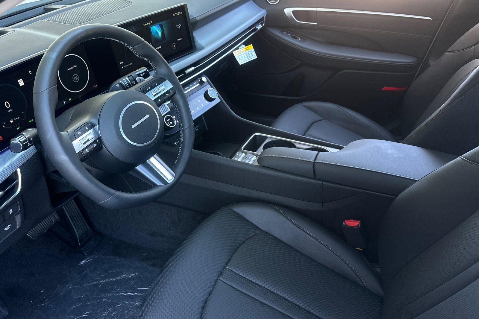 New 2025 Hyundai Sonata Limited image 10