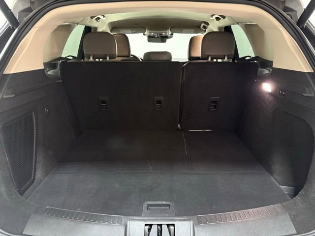 Used 2023 Lincoln Corsair AWD w/ Equipment Group 101A image 10