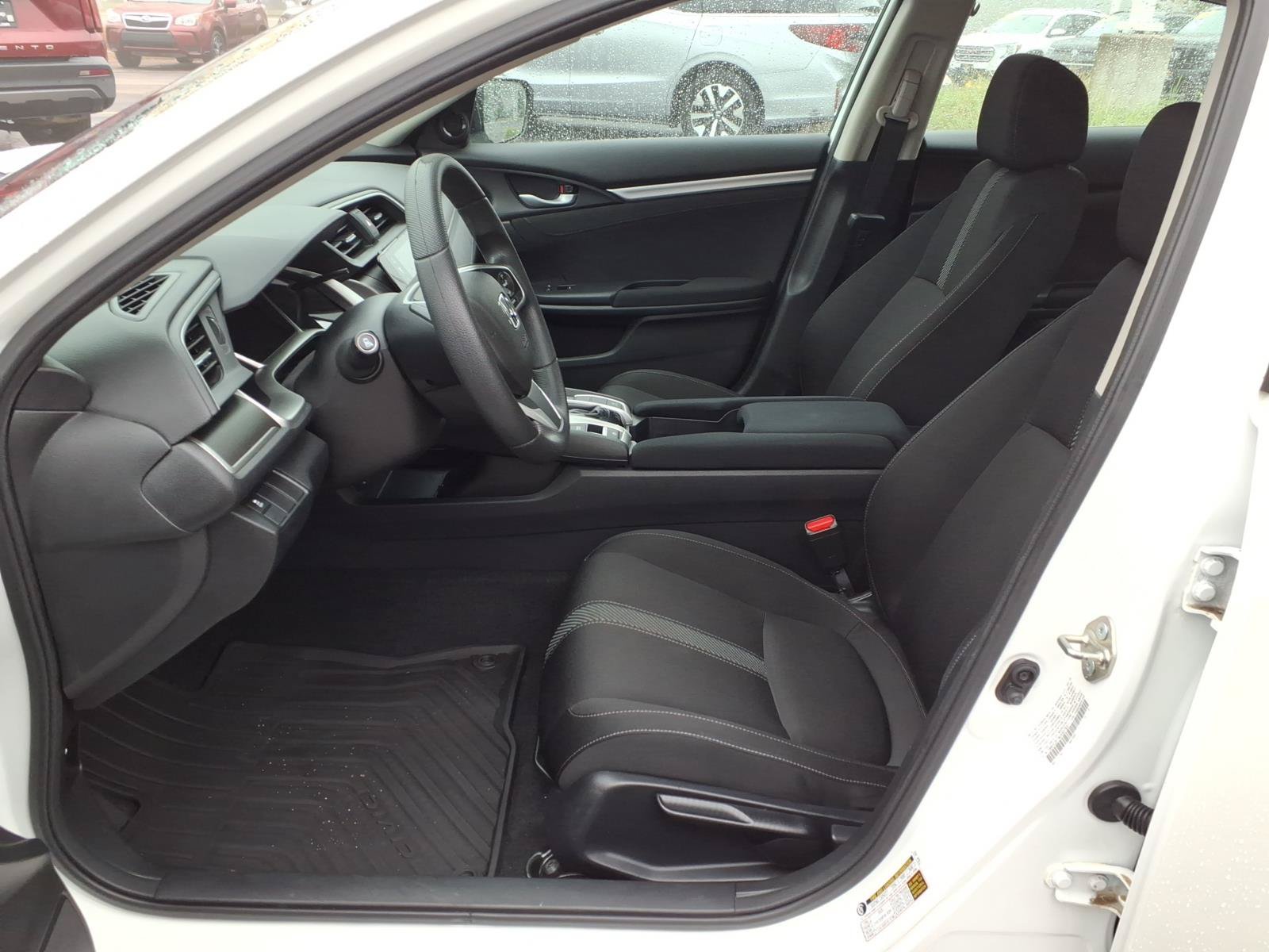 Used 2018 Honda Civic EX image 4