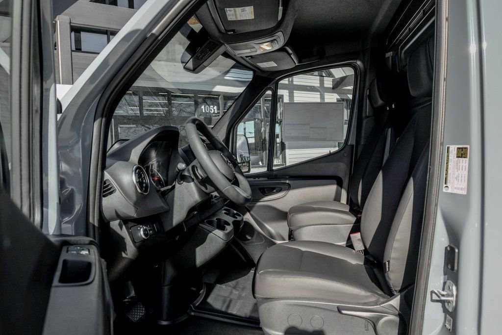 Used 2026 Mercedes-Benz Sprinter 2500 image 12