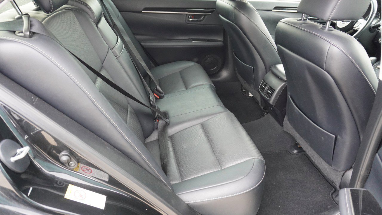 Used 2018 Lexus ES 350 w/ Accessory Package 2 image 17