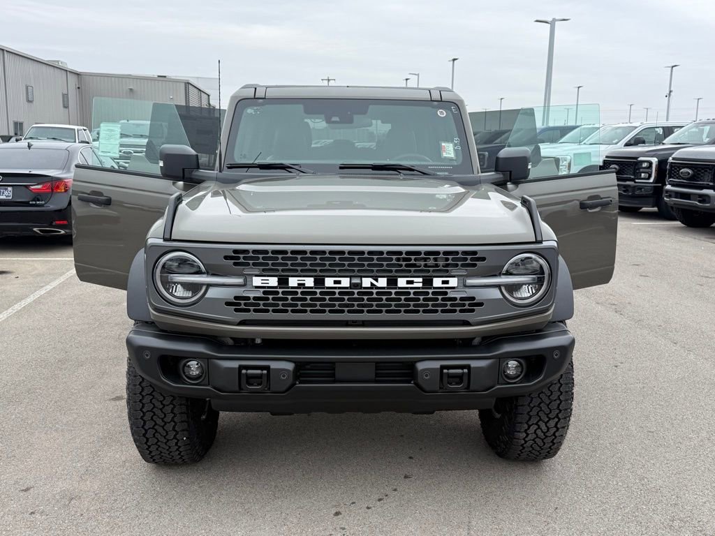 New 2025 Ford Bronco Badlands image 17