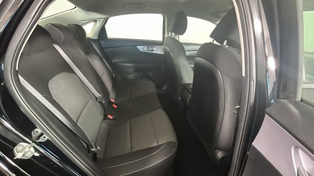 Used 2024 Kia Forte LXS w/ LXS Technology Package FWD image 28