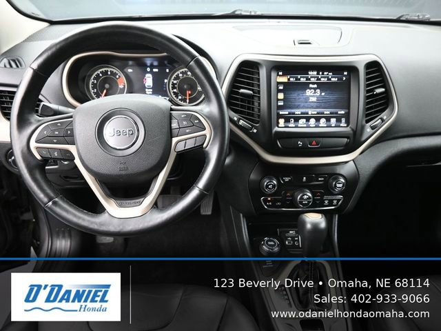 Used 2018 Jeep Cherokee Limited image 26
