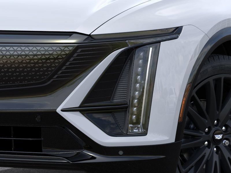 New 2026 Cadillac Lyriq Signature Sport w/ LPO, ONYX Package AWD/4WD image 10