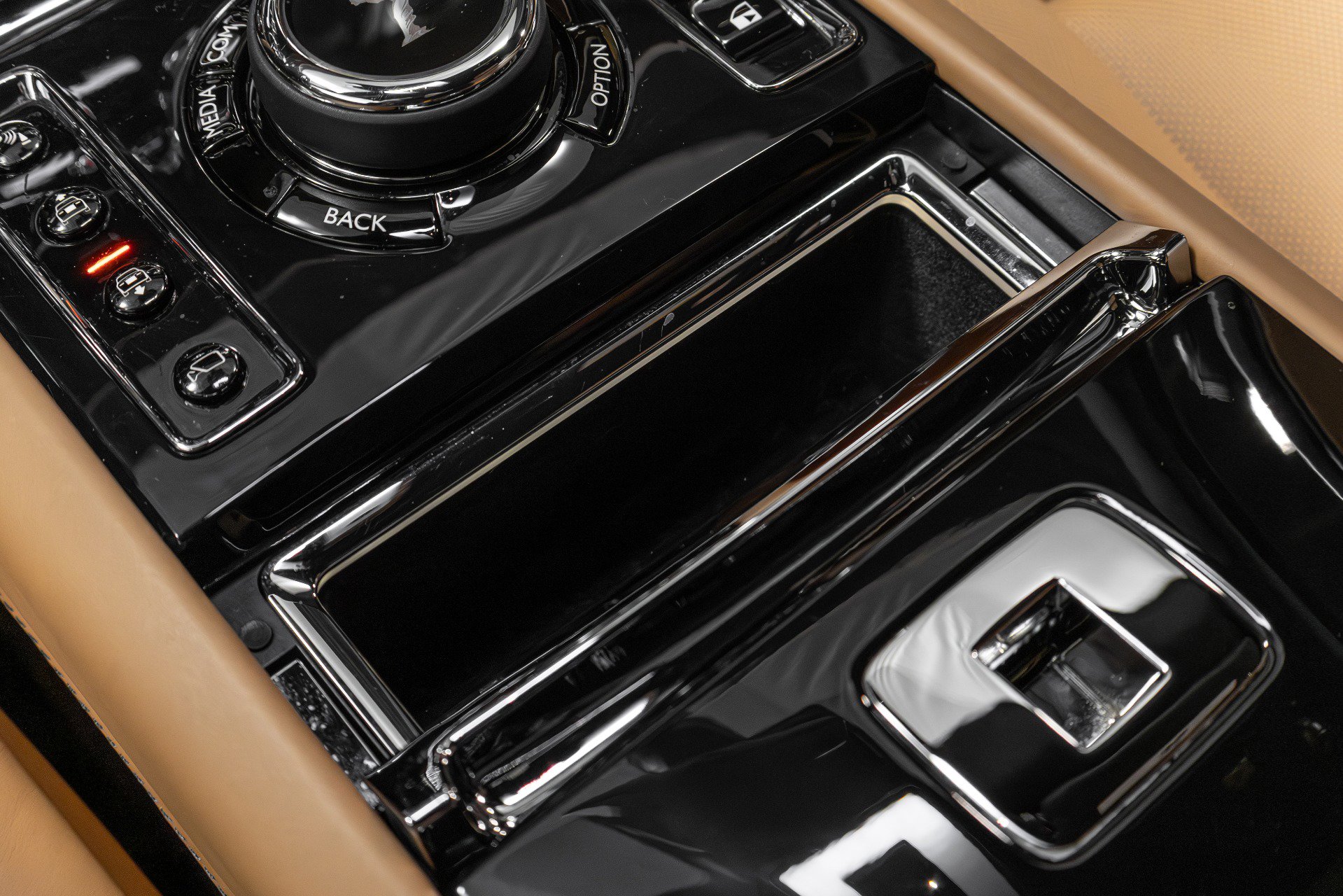 Used 2022 Rolls-Royce Ghost image 77