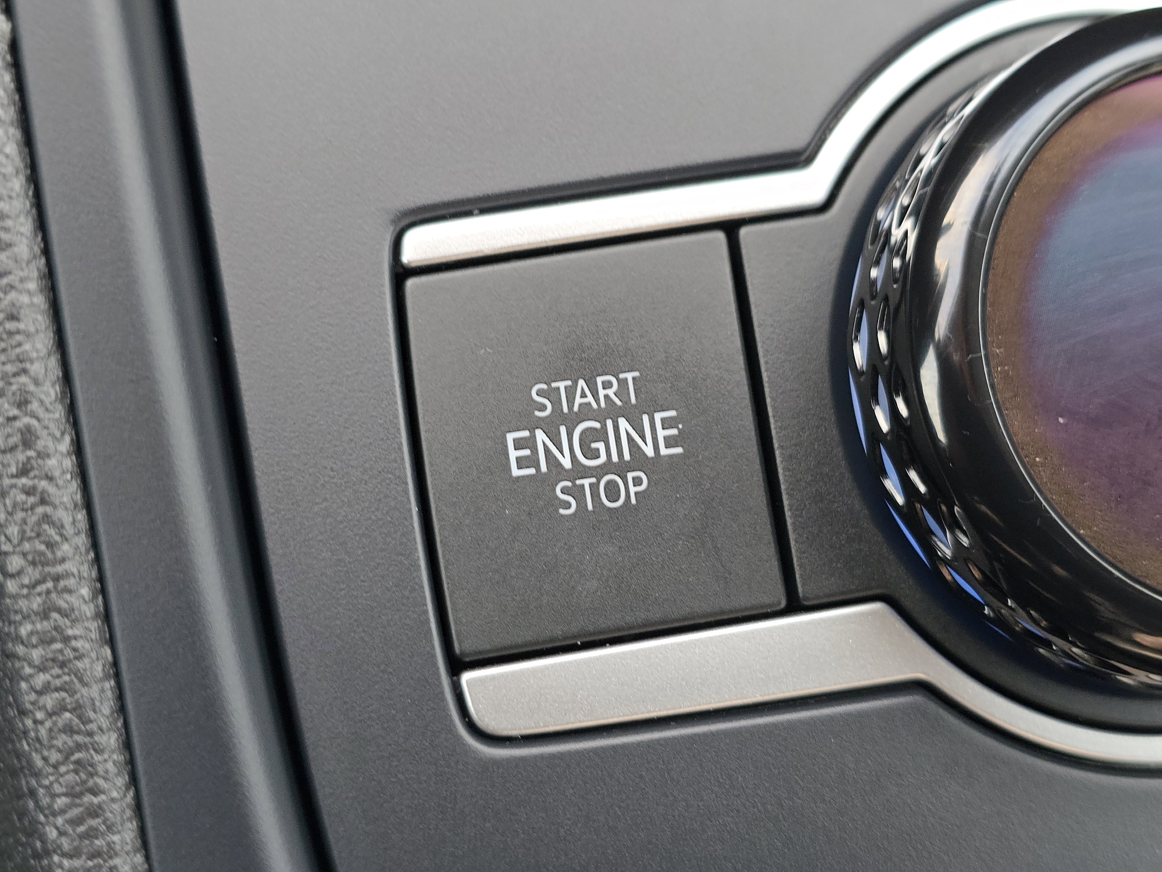 New 2025 Volkswagen Tiguan S AWD/4WD image 23