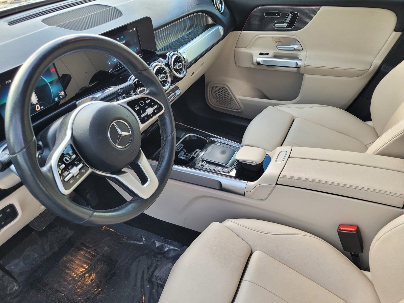 Used 2021 Mercedes-Benz GLB 250 4MATIC image 19