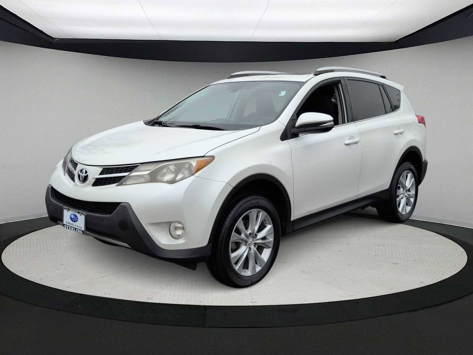 Used 2014 Toyota RAV4 Limited w/ Technology Package image 4