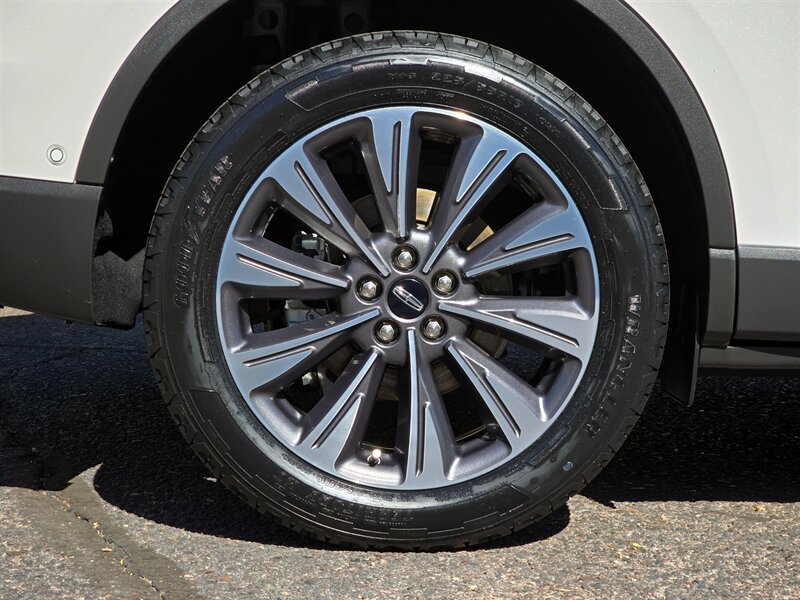Used 2020 Lincoln Corsair Reserve w/ Equipment Group 201A FWD image 41