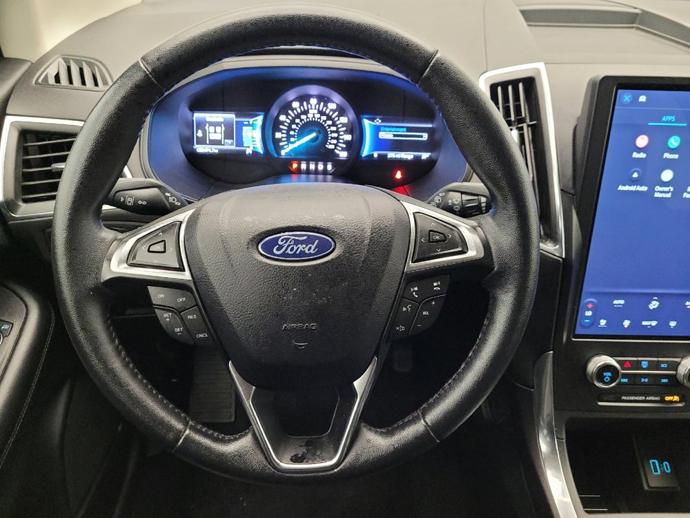 Used 2024 Ford Edge Titanium image 22