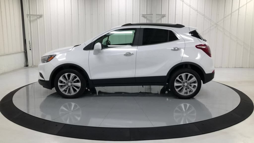 Used 2020 Buick Encore Preferred FWD image 5