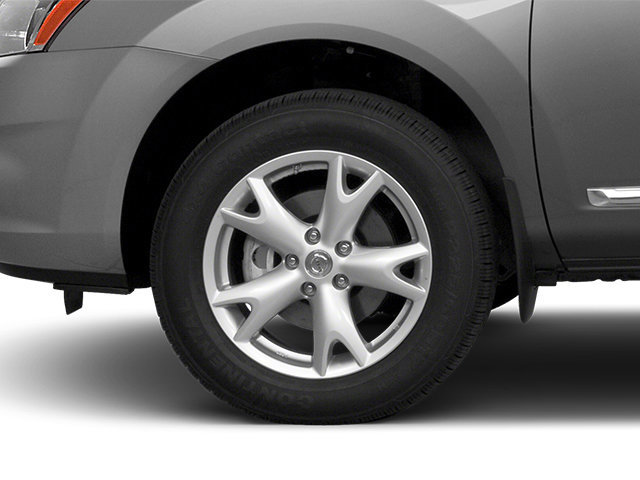 Used 2014 Nissan Rogue S w/ Convenience Package AWD/4WD image 15