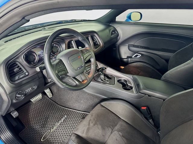 Used 2023 Dodge Challenger R/T w/ Plus Package image 9