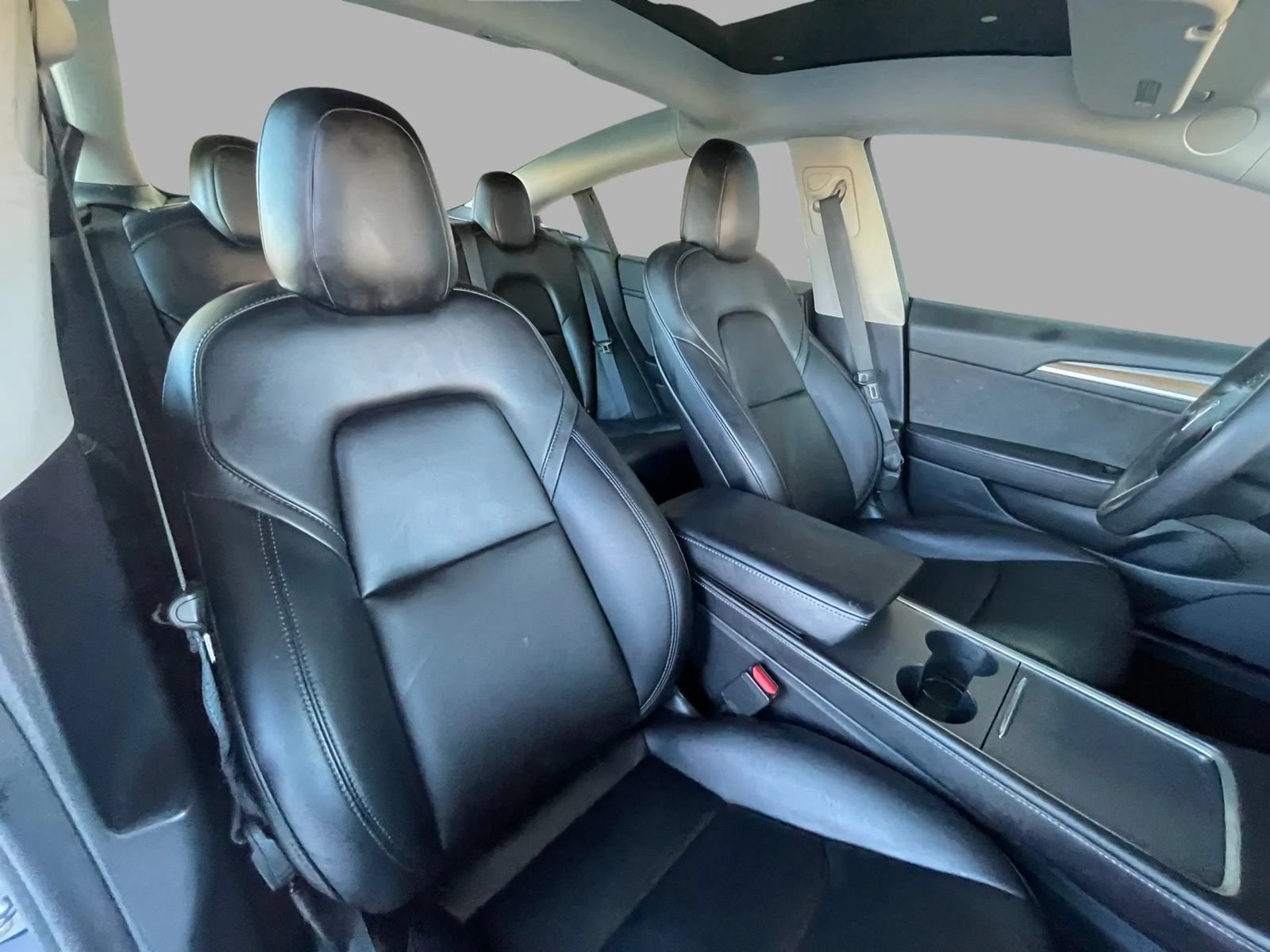 Used 2021 Tesla Model 3 Standard Range Plus RWD image 3