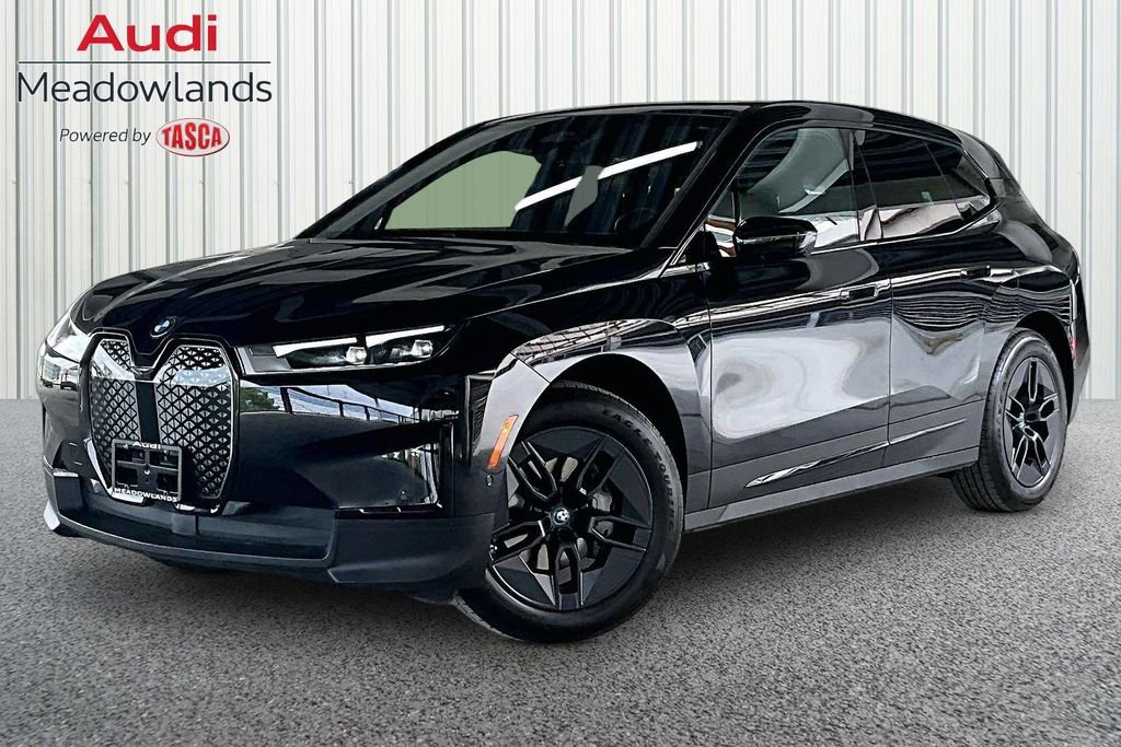 Used 2025 BMW iX xDrive50 w/ Convenience Package AWD/4WD image 1