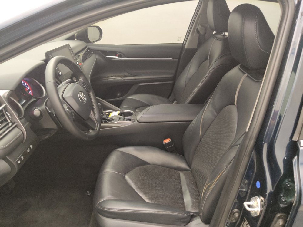 Used 2021 Toyota Camry XSE image 17