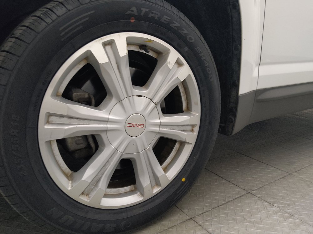 Used 2017 GMC Terrain SLE FWD image 31