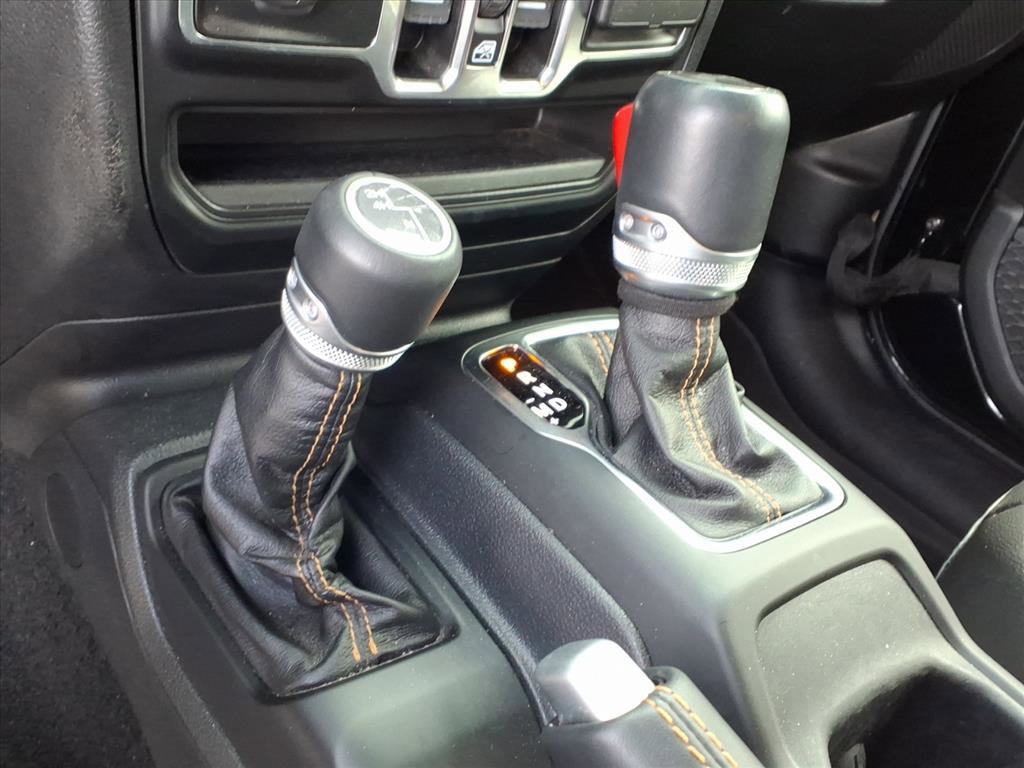 Used 2021 Jeep Wrangler Unlimited Sahara image 16